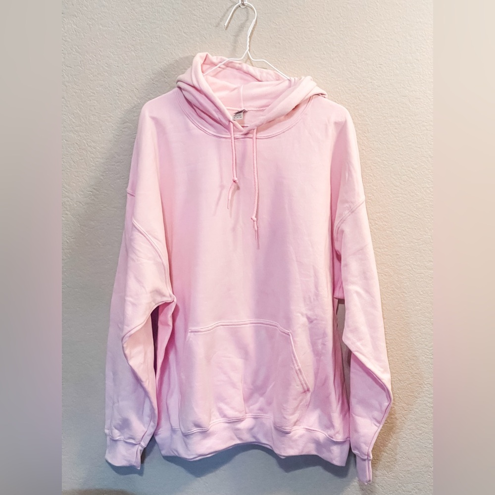 Gildan Light Pink Women's Hoodie Sweater